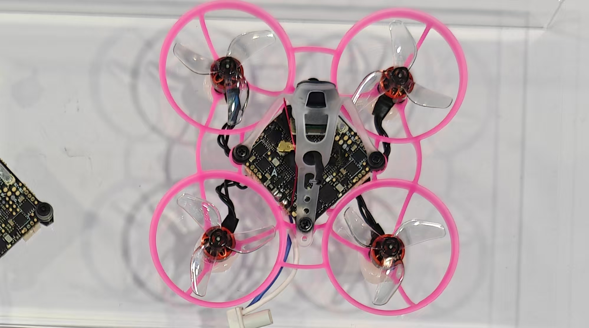 Hoe u een FPV-lens bij weinig licht kiest: F1.0 versus IR